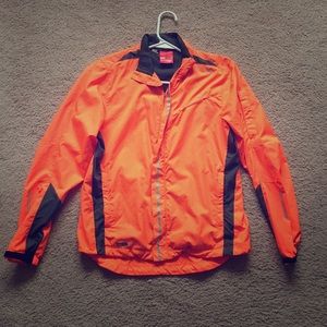 Women’s Saucony Night running windbreaker